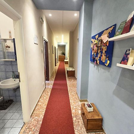 Sweet Life Guesthouse Рим Екстериор снимка