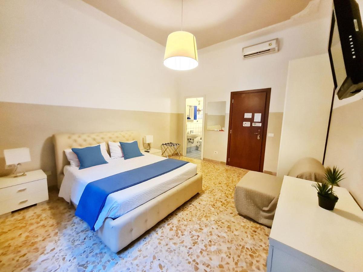 Sweet Life Guesthouse Рим Екстериор снимка