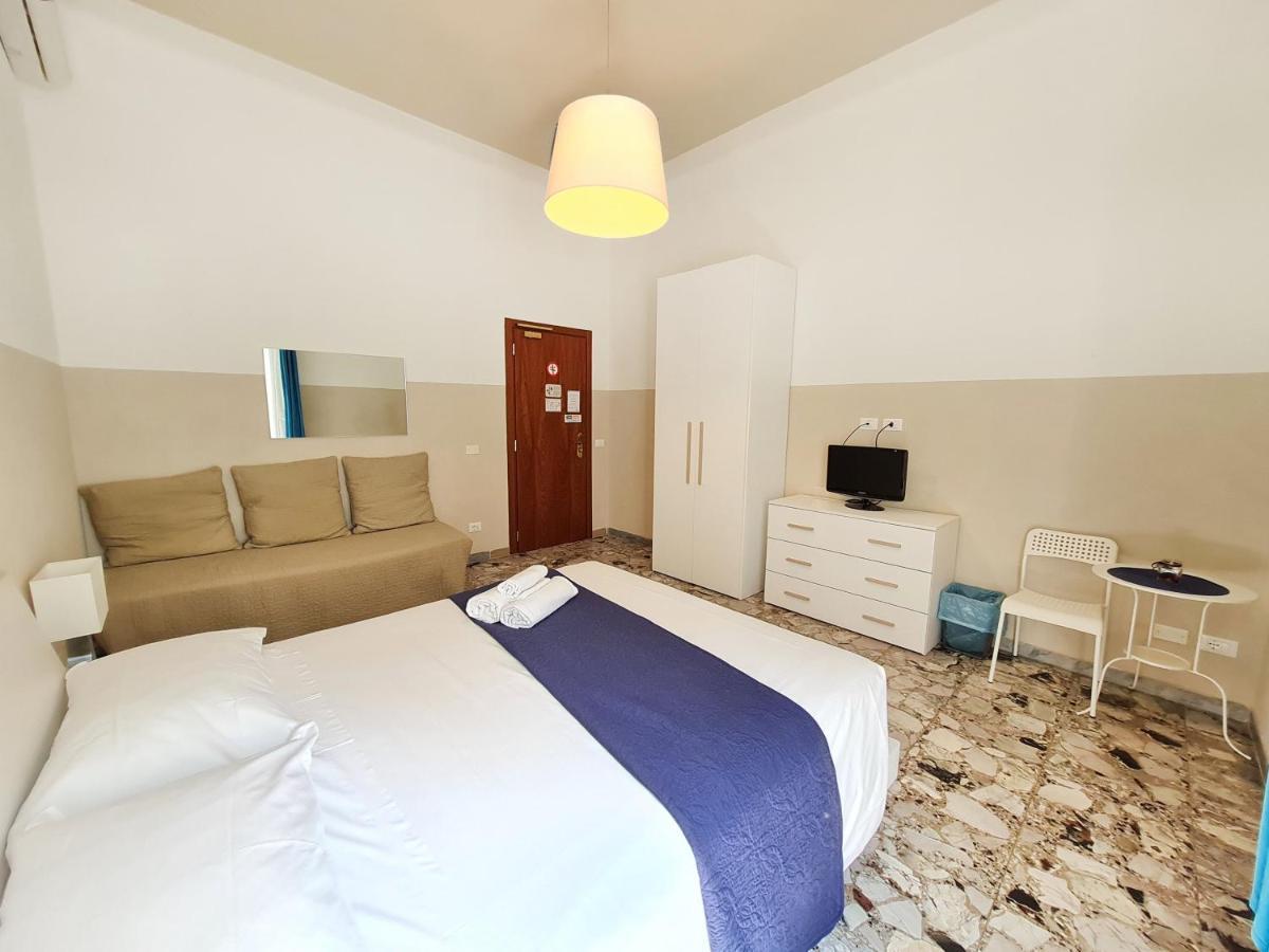 Sweet Life Guesthouse Рим Екстериор снимка