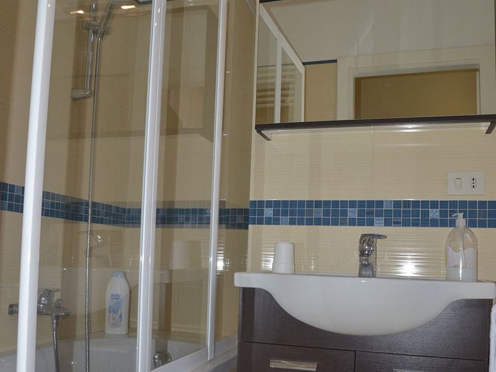 Sweet Life Guesthouse Рим Екстериор снимка