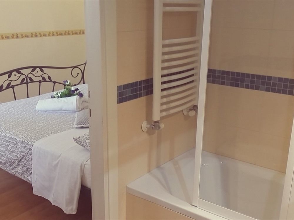 Sweet Life Guesthouse Рим Екстериор снимка